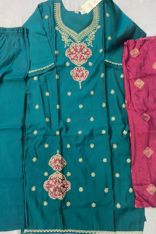 Peacock Green Silk Suit Set with Jari Work