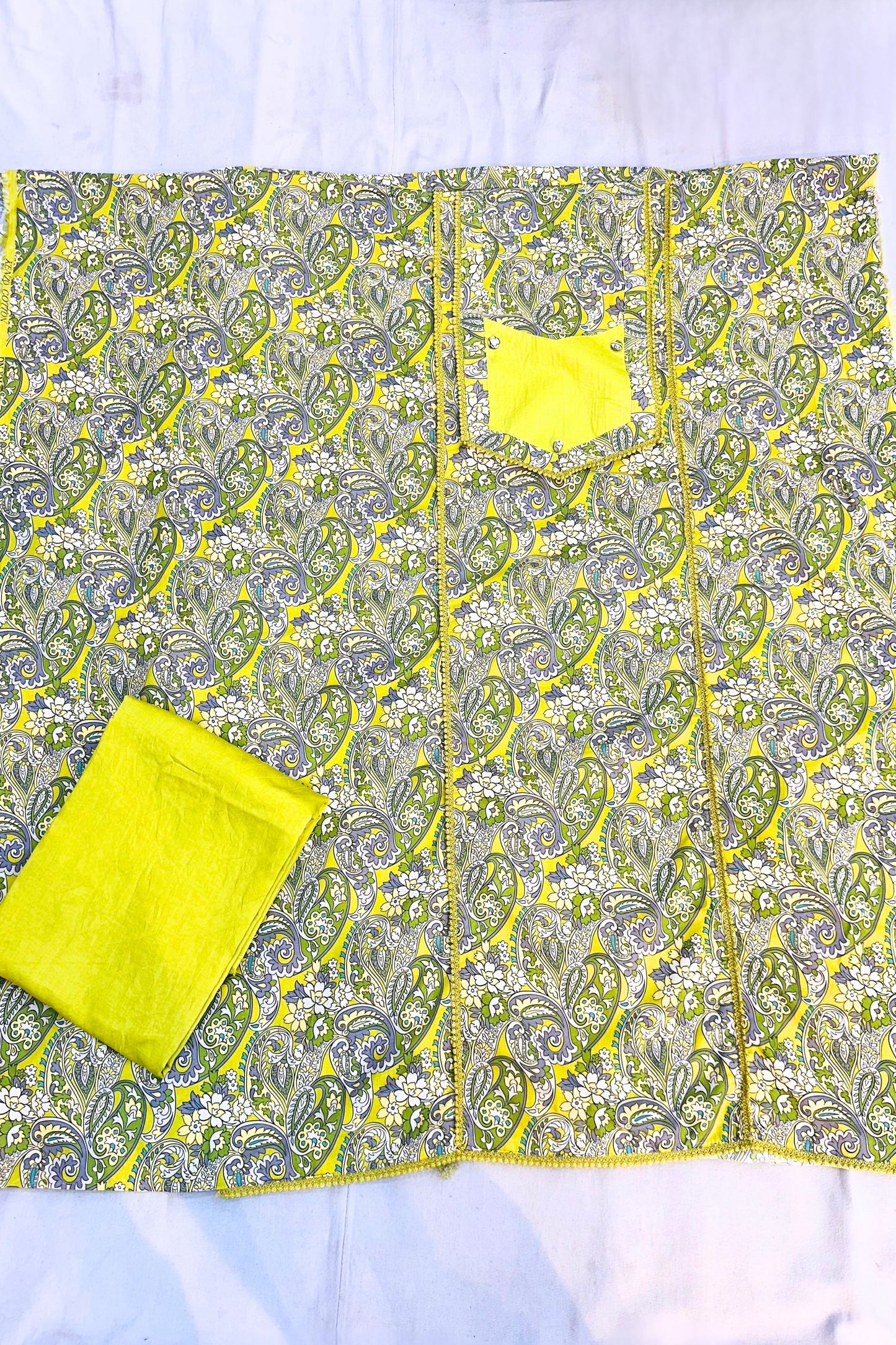 Neon Green Printed Musleen Suit Set with Lace & Four-Side Border Dupatta
