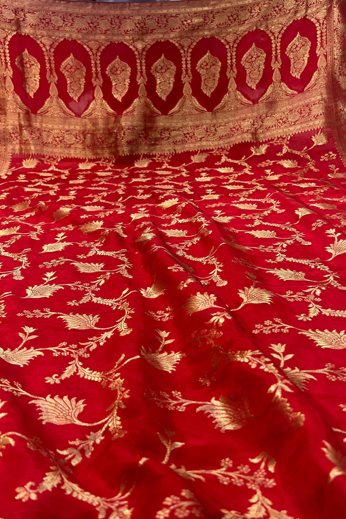 Magenta Banarasi Silk Saree with Zari Work & Designer Border