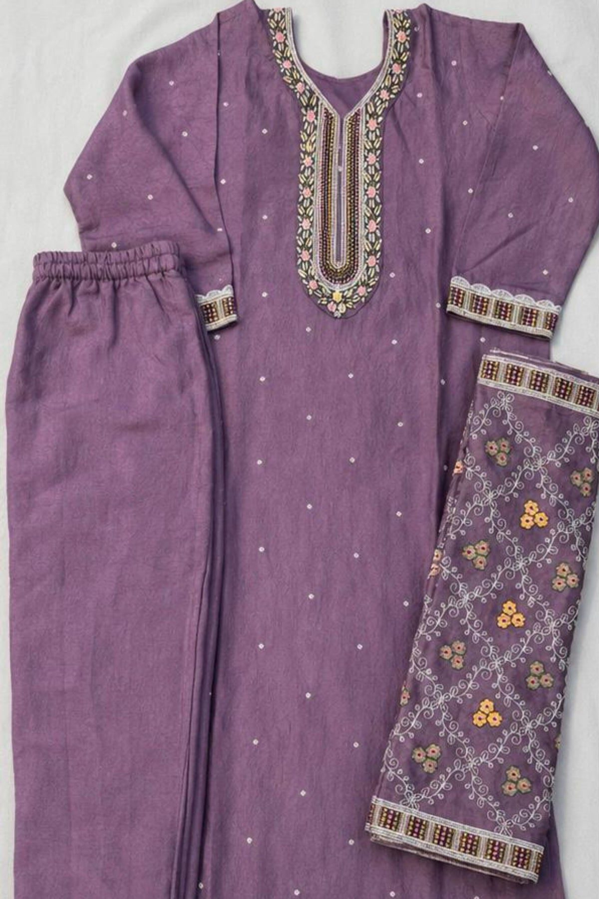 Mob Dupin Silk Threadwork Suit Set with Jaal Dupatta