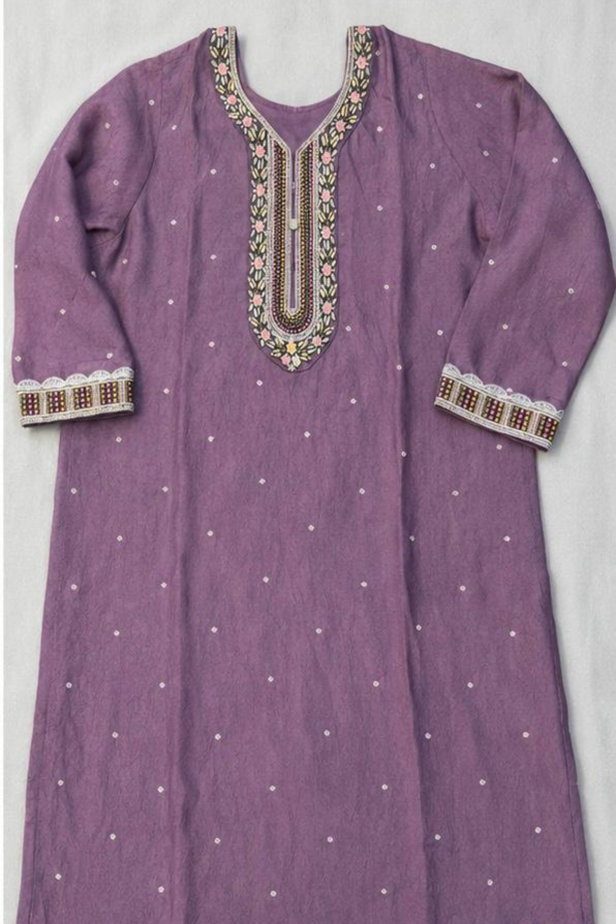 Mob Dupin Silk Threadwork Suit Set with Jaal Dupatta